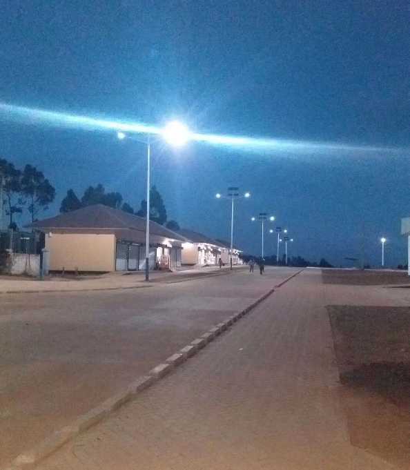 南岳区非洲科特迪瓦太阳能路灯工程